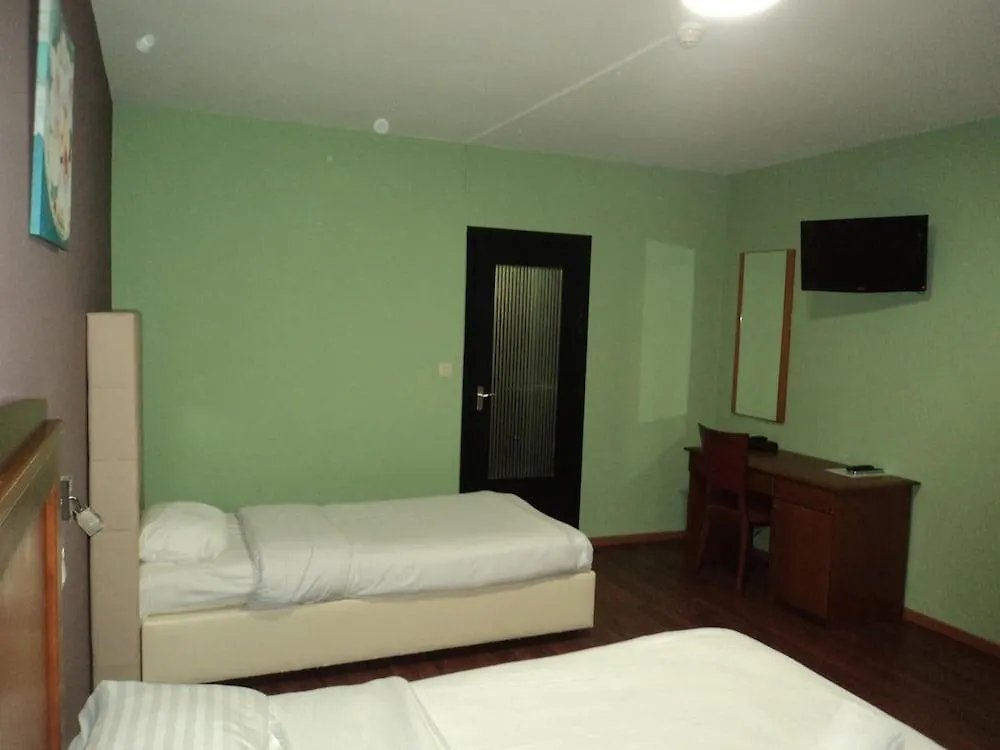 Albert Hotel Saint-Josse-ten-Noode