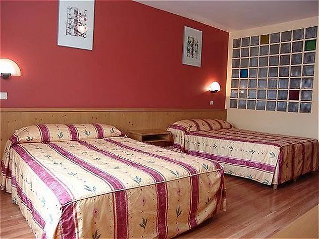 Albert Hotel Saint-Josse-ten-Noode 2*,